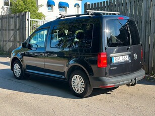 Volkswagen Caddy Kombi Life 2.0 TDI | D-Värm | 5-Sits | Drag