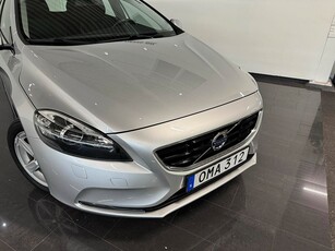 Volvo V40 D4 Momentum Euro 6 Dragkrok PDC