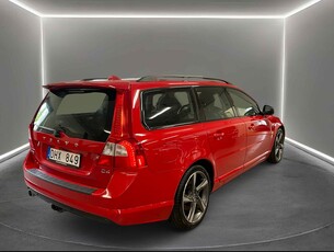 Volvo V70 D4 Momentum, R-Design/ Dragkrok/ Nykamrem