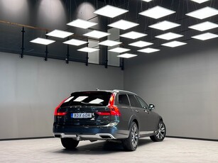 Volvo V90 Cross Country D4 AWD Momentum/VOC/Drag/Navi/BLIS