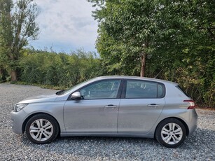 Peugeot 308 1.2 e-THP Active / FULLSERV / NY KAMREM / S+V DÄCK