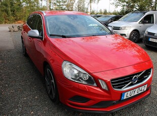 Volvo V60 D3 Momentum, R-Design Euro 5 Toppfin