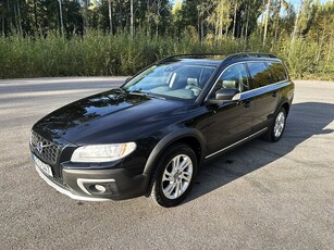 Volvo XC70 D4 AWD Summum /Taklucka/Helskinn/Harman kardon