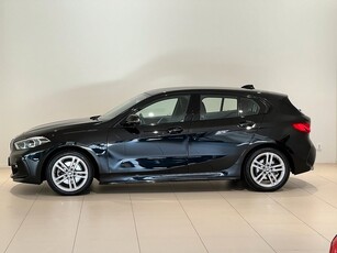 BMW 118 M-Sport, Navigation, Serviceavtal, Rattvärme