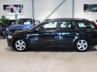 Volvo V50 D2 115HK Momentum PDC/Drag/Få ägare