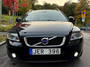 Volvo V50 D2 ClassicSummum115HK dragVärmBiXenonNybesiktigad