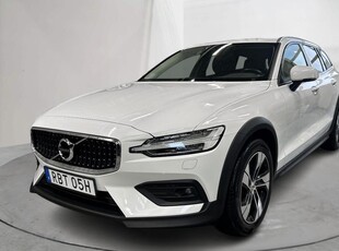 Volvo V60 B4 Cross Country AWD Mildhybrid, Diesel (197hk)