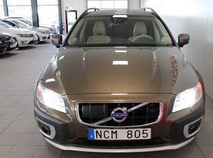 Volvo XC70 D5 AWD Geartronic Summum 215hk TAKLUCKA BLIS NAVI