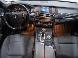 BMW 520 d xDrive Touring M-sport front D-Värmare Drag PDC