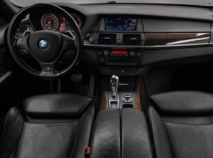 BMW X5 xDrive 30d 245hk M-Sport Värmare Pano Navi Drag Nybes