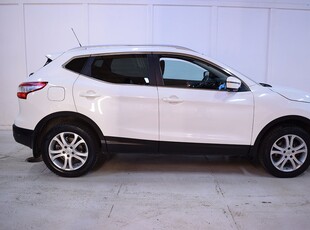 Nissan Qashqai 1.2 DIG-T 115hk 360° Kamera Navi Krok