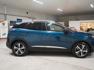 Peugeot 3008 HYBRID4 300 1.6 + 13.2 kWh AWD EAT Euro 6