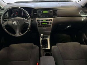 Toyota Corolla Sedan 1.6 VVT-i Drag M-Värm Nybesiktigad SoV