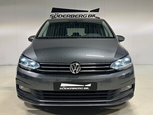 Volkswagen Touran 7-sits 1.2 TSI Drag Kamera CarPlay Adaptiv