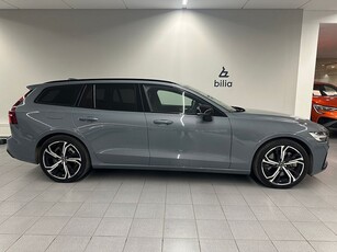 Volvo V60 Recharge T6 Ultimate Dark Panorama/ 360