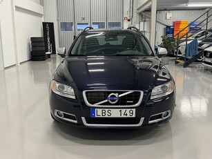 Volvo V70 2.5FT Momentum | R-Design | BLIS | Drag | Keyless