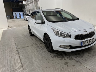 Kia Cee´dsw 1.6 CRDi Kamera Navi Rattvärme 0.56L mil 2015, Halvkombi