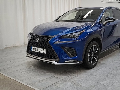 Lexus NX300h AWD 2.5 AWD E-CVT F Sport |Drag| mån 2018, SUV