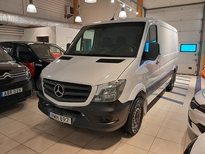 Mercedes-Benz Sprinter 211 (Dragkrok+värmare med fjärr)