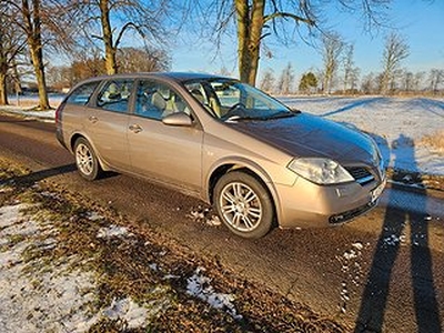 Nissan Primera Traveller 1.8 svensksåld, Dragkrok, Lågmil