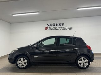 Renault Clio 1.2 1-Ägare / Nyservad / 12400Mil / Motorvärmare