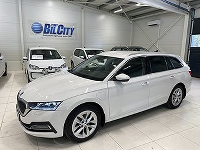 Skoda Octavia Kombi iV STYLE 1,4 TSI IV 204 HK 6 VXL