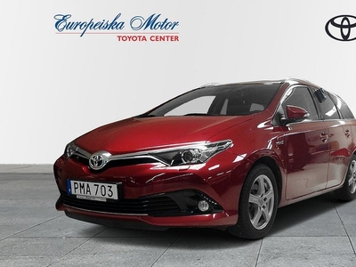 Toyota Auris1.8 HSD Intense Edition V-hjul TKG 2017, Halvkombi