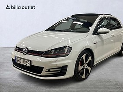 Volkswagen Golf GTI 2.0 TSI 300hk Panorama Drag Navi Bkamera