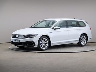 Volkswagen Passat GTE SC Värmare Navi