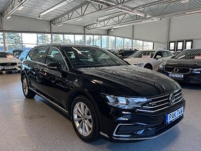 Volkswagen Passat Variant GTE Laddhybrid GPS CarPlay Euro 6