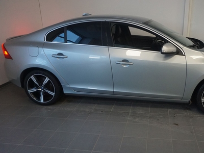 Volvo S60 D4