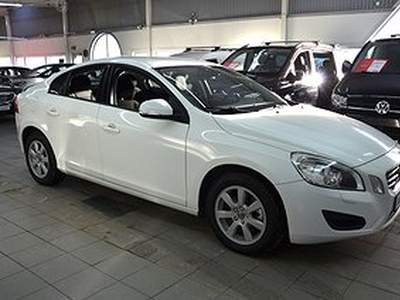 Volvo S60 T3 (150hk) Årsskatt: 888kr