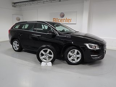 Volvo V60 *JANUARIREA* D4 V-Däck ingår Aut-Drag-Värmare-VoC-BT-Rattvärme