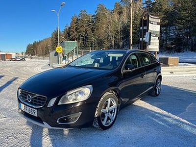 Volvo V60 T4 180hk Summum Dragkrok Nyservad motorvärmare