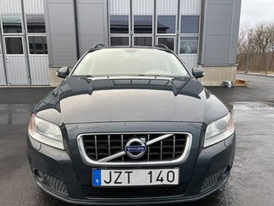 Volvo V70 2.4D Momentum Euro 4