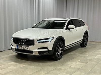 Volvo V90 Cross Country D4 AWD 190hk Momentum *V-hjul*Drag*