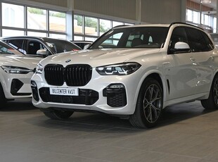 BMW X5xDrive45e M Sport Pano H K Drag Komfortsäten 2021, SUV