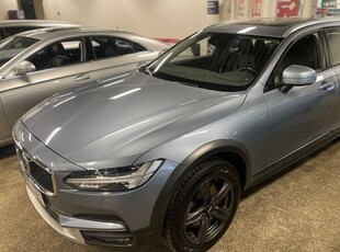 Volvo V90Cross Country D4 AWD Aut Momentum Drag Panorama 2019, Kombi