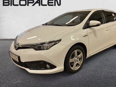 Toyota Auris5D HYBR AUT 2016, Halvkombi