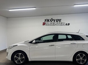 Hyundai i301.6 CRDi Premium Auto GPS Drag Värmare B-Kamera 2017, Kombi