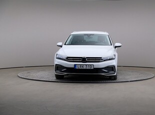 Volkswagen Passat GTE Plug-in Hybrid SC DSG / Drag / Värmare