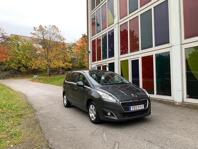 Peugeot 5008 1.2 PureTech 7 sits,Panorama, 0% Ränta 130hk, 2016