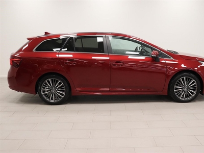 Toyota Avensis 1.8 Touring Sports Läder 147hk