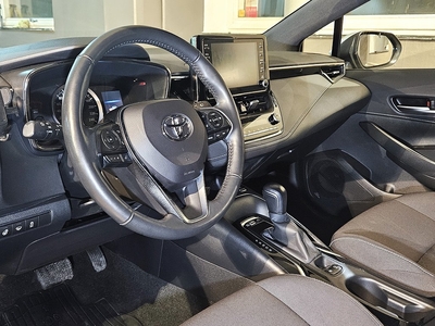 Toyota Corolla TOURING SPORTS HYBRID E-CVT EU6 KAMERA BT PDC