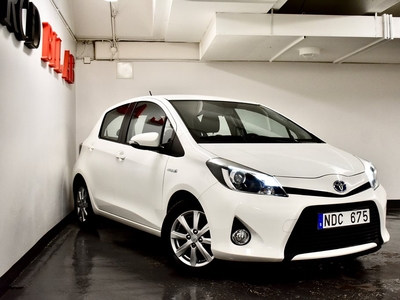 Toyota Yaris HYBRID e-CVT BACKKAMERA BLUETOOTH KUPÉFLÄKT