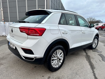 Volkswagen T-Roc 1.5 TSI I Carplay I Adaptiv Farth I 150hk