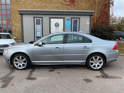 Volvo S80 4.4 V8 AWD Geartronic 315hk *Toppfin /Automat