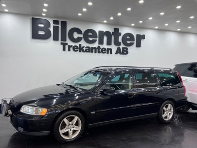 Volvo V70 2.5T Momentum Automat Dragkrok*S&V-Hjul