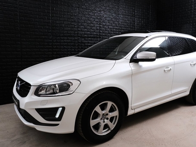 Volvo XC60 D5 AWD R-Design Panorama H/K VoC Navi EU6 220hk