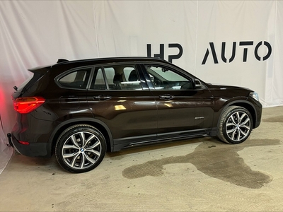 BMW X1 20i xDrive Model Sport Navi Drag M-värm